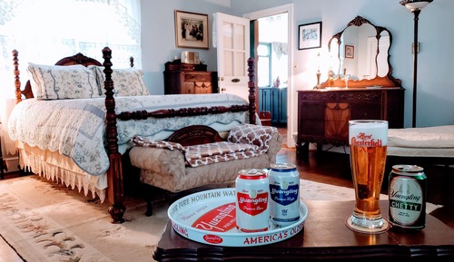 Honeymoon Suite, 1 Queen Bed