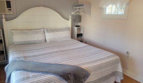 Standard Double Room, Ensuite (Cottage 11 - Pet Friendly)