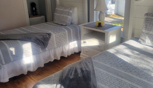 Standard Twin Room, Ensuite (Cottage 16 - Not Pet Friendly)