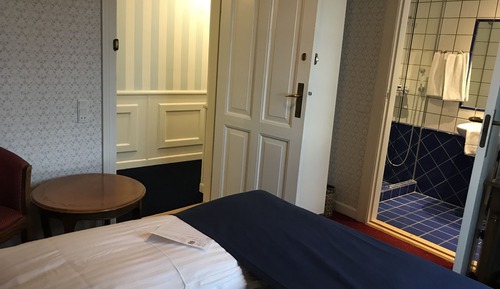 Basic Double Room (French Bed 1,40)