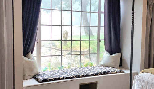 Premium Suite, 1 King Bed, Patio, Mountain View