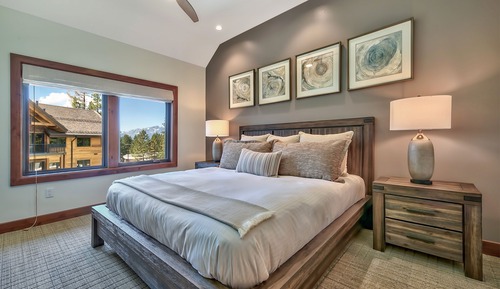 Room, 3 Bedrooms (Residence)