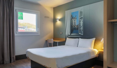 Double Room, Mobility Accessible