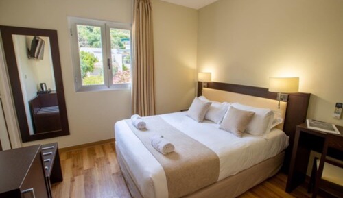 Standard Double Room, Mountainside