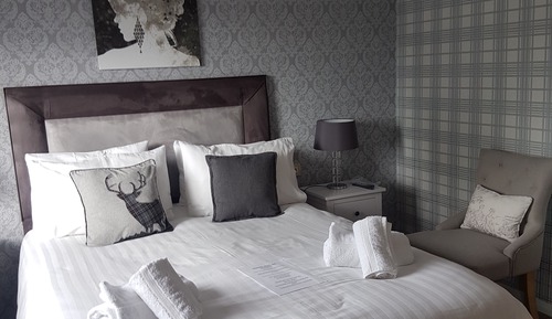 Double Room, Ensuite (Bedroom 2)