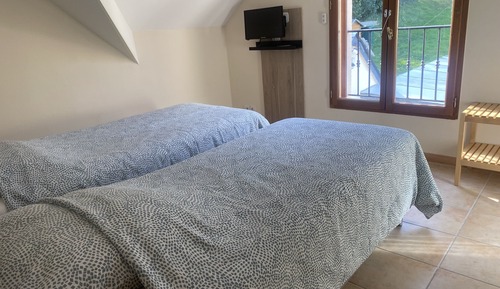 Family Suite, Private Bathroom (FRB)