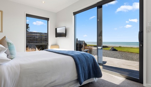 Luxury Bungalow, 1 King Bed, Non Smoking, Ocean View