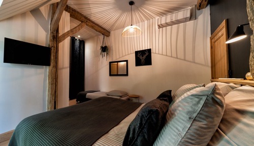 Deluxe Triple Room, Ensuite, Park View (2)