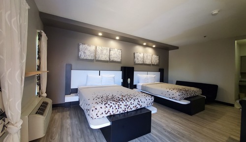 Standard Room, 2 Queen Beds, Non Smoking