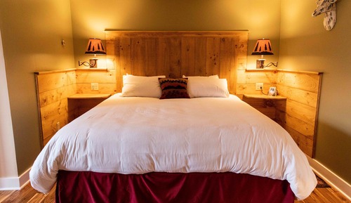 Double Room, 1 King Bed