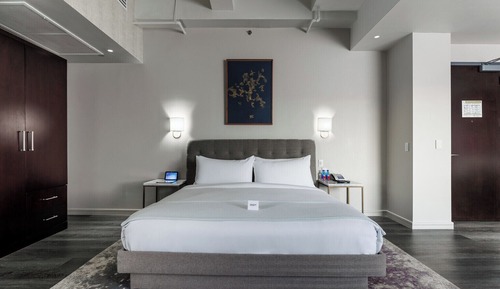 Suite (Hospitality)