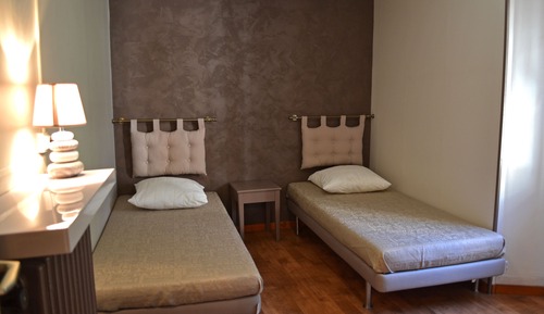 Standard Twin Room, Shared Bathroom, Garden View (Col du télégraphe)