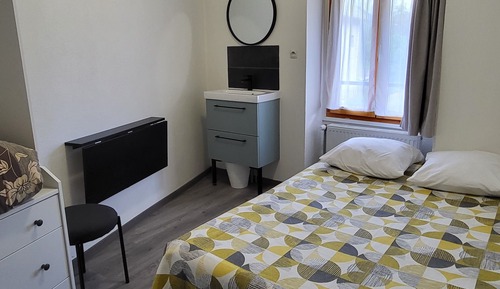 Standard Double Room, Shared Bathroom, Mountain View (Chambre Alpe d'huez)