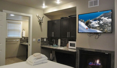Classic Studio, Fireplace