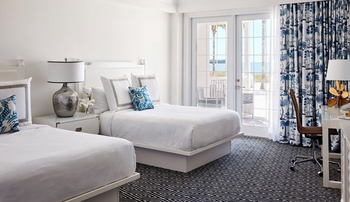 Room, Multiple Beds, Oceanfront (Veranda, 2 Queens Primary/1 King)