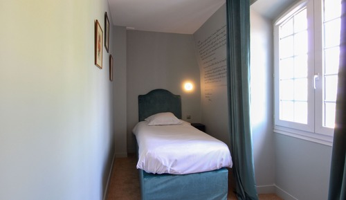 Superior Triple Room, Garden View (Château)