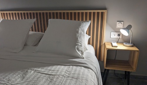 Superior Double Room, 1 King Bed, Mobility Accessible, Garden View (coquelicot)