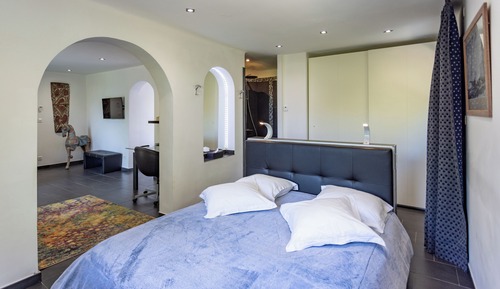 Suite (Barbuda)