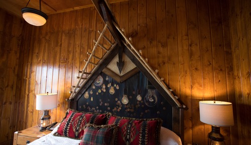 Standard Room, 1 King Bed, Partial River View