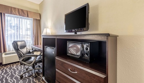 Room, 2 Queen Beds, Accessible, Non Smoking