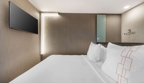Standard Room, 1 King Bed, Non Smoking