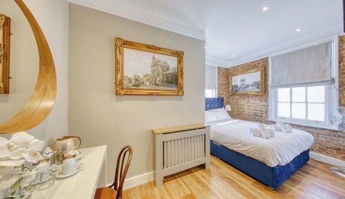 Comfort Room, 1 King Bed