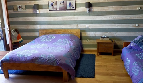 Family Room, Garden View (Bleuet)