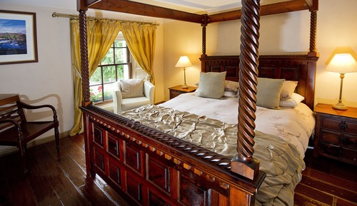 Double Room Falls View with Bath