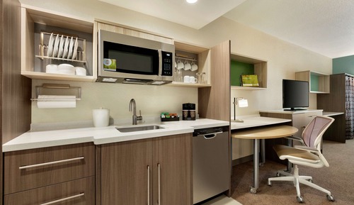 Suite, 1 King Bed, Accessible, Bathtub (Mobility & Hearing)