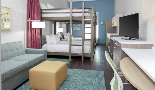 Room, Multiple Beds