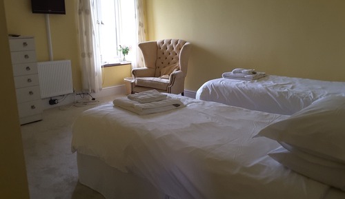 Twin Room, 2 Twin Beds, Ensuite