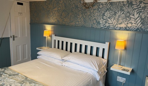 Double Room (Room 6)