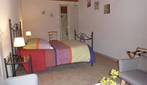 Standard Double Room, Private Bathroom, Garden View (GRAIN DE BLE)