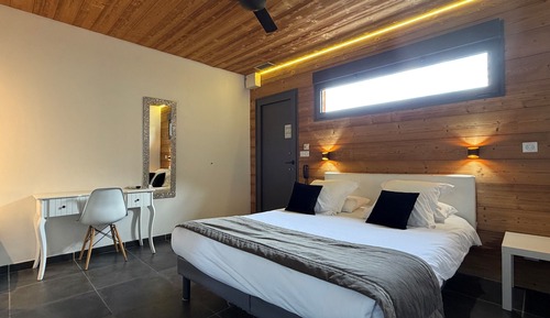 Classic Double Room, Ensuite