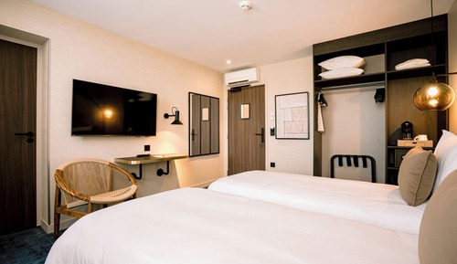 City Twin Room