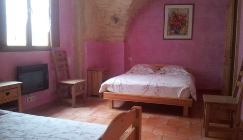 Triple Room (Ophrys)