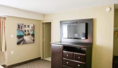 Single Room, 1 Queen Bed, Ground Floor