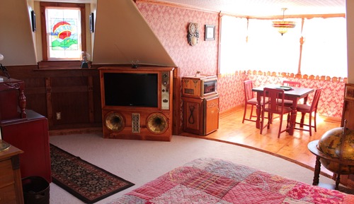 Suite, 1 King Bed