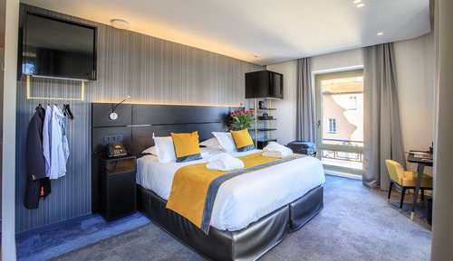 Executive Room, 1 Queen Bed with Sofa bed, Non Smoking