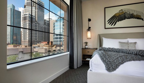 Executive Room, 1 King Bed (Hearing Accessible)