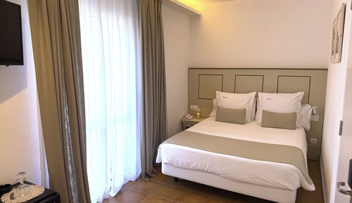 Basic Room, 1 Double Bed