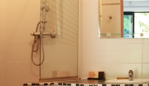 Standard Studio, Ensuite (Le studio)