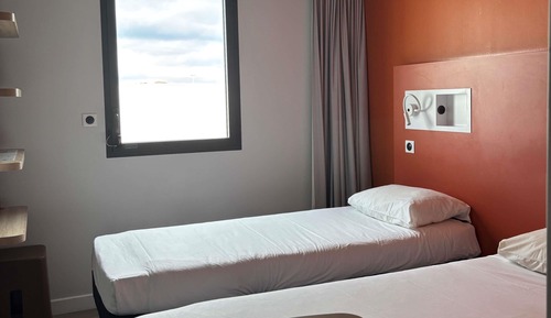 Standard Room, 2 Twin Beds