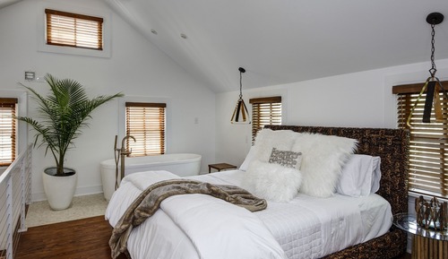 Deluxe Suite, 1 King Bed