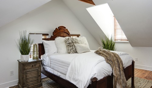 Standard Room, 1 Queen Bed