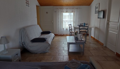 Double Room (Lusignan)