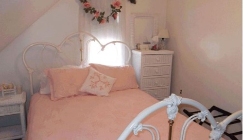 Standard Suite, Ensuite (Cambridge Suite 7/8)