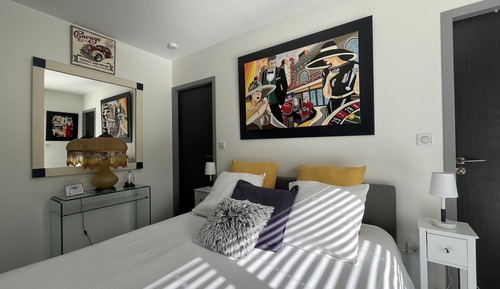 Double Room (Roxane)