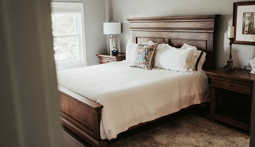 Deluxe Double Room, 1 King Bed, Lake View