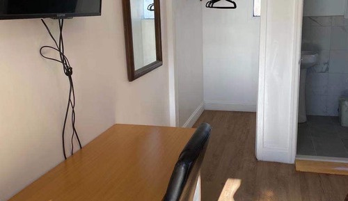 Single Room, 1 Queen Bed, Accessible